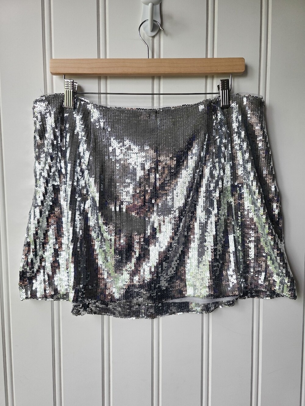 Shiny By Nature Silver Sequin Mini Party Skirt Size 2X